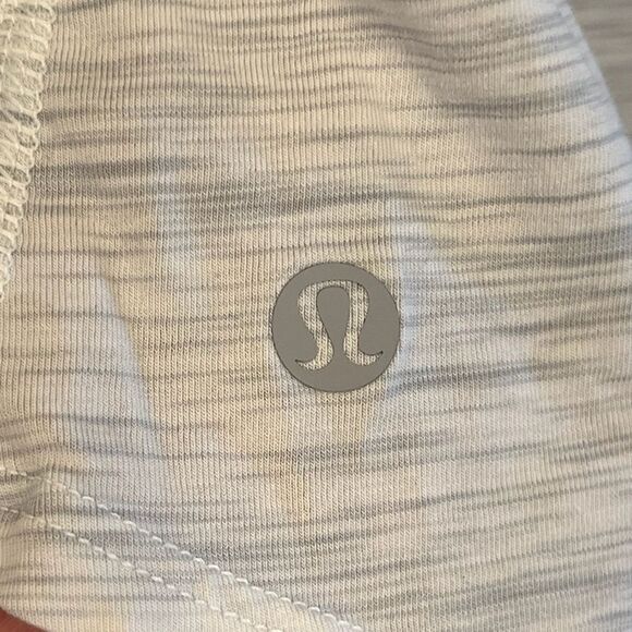 LULULEMON Back Into It Long Sleeve Top White/Gray Women’s Size 6 - Picture 5 of 6